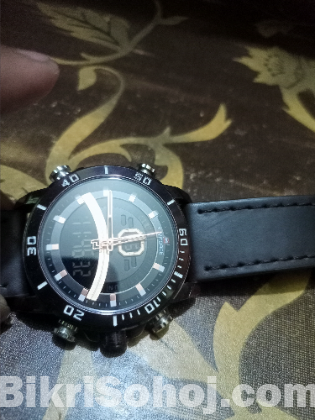 Naviforce 9181 model watch